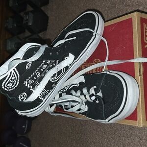Vans Classic Old Skool Peqce Paisley SK8-HI Black /True White